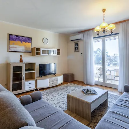 Apartamento Stunning In With Wifi *