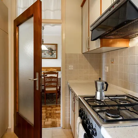Stunning In With Wifi Apartamento Poreč